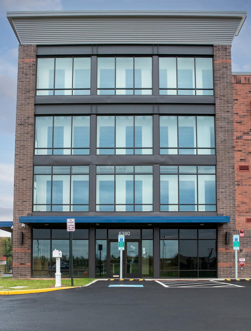 SELF STORAGE PLUS Land Design Consultants SELF STORAGE PLUS Land Design Consultants